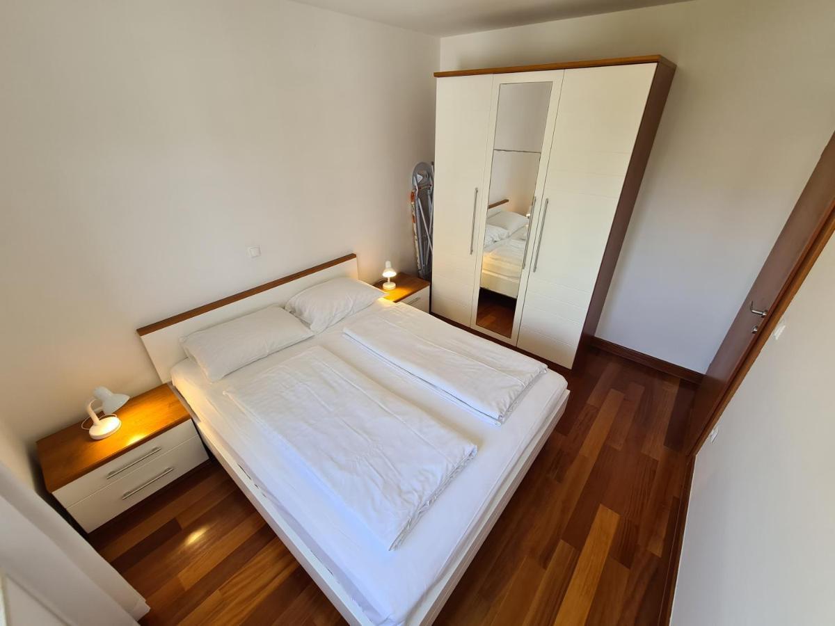 Apartments Veronika Makarska Exterior foto